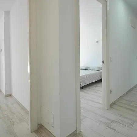 Bloom リョレート・デ・マル
